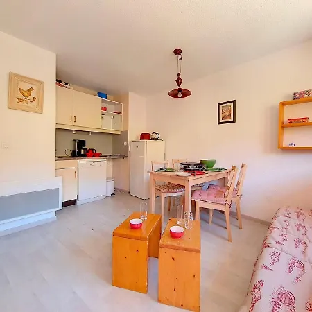 Apartment Lumineux 2 Pieces, Acces Direct Aux Pistes, Balcon - Les Menuires - Fr-1-344-1128